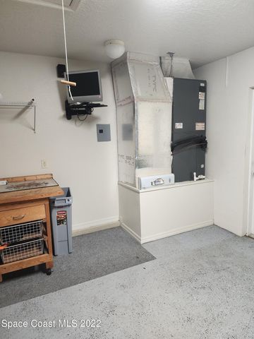 220 Northgrove Drive, Merritt Island, FL 32953