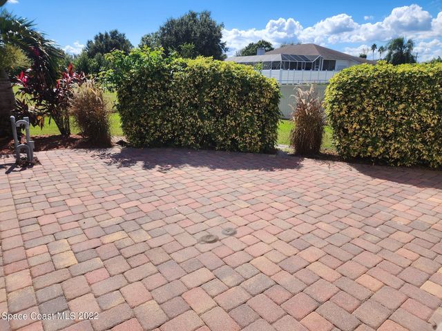 220 Northgrove Drive, Merritt Island, FL 32953
