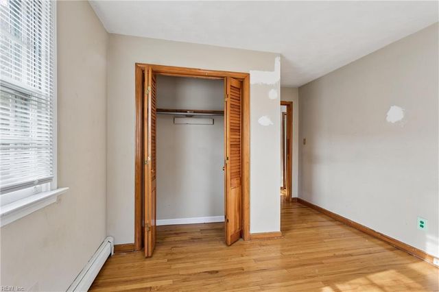 594 Taliaferro RD, Yorktown, VA 23690