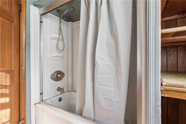 594 Taliaferro RD, Yorktown, VA 23690