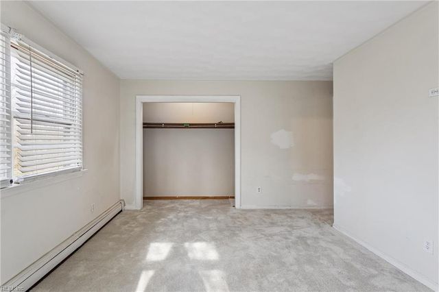 594 Taliaferro RD, Yorktown, VA 23690