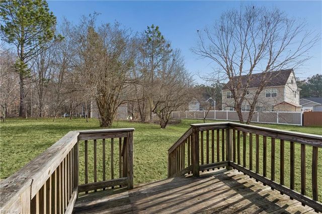 594 Taliaferro RD, Yorktown, VA 23690