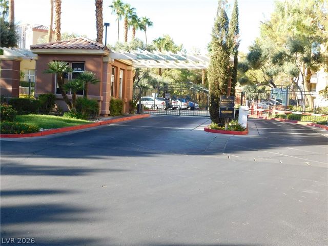 260 East Flamingo Road 108, Las Vegas, NV 89169