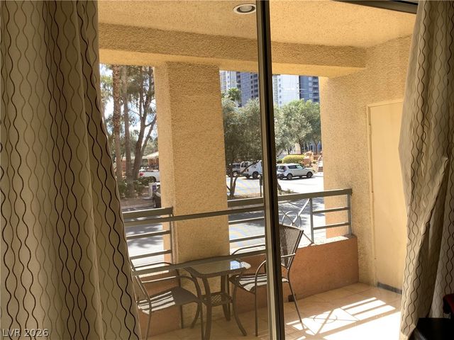 260 East Flamingo Road 108, Las Vegas, NV 89169