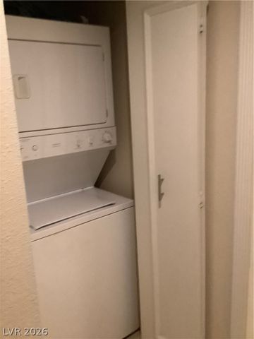 260 East Flamingo Road 108, Las Vegas, NV 89169