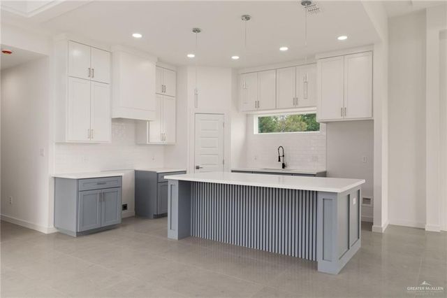 614 Sonny Drive, San Juan, TX 78589