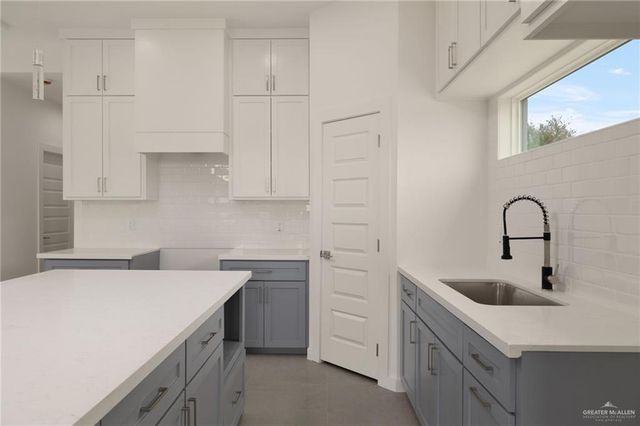 614 Sonny Drive, San Juan, TX 78589