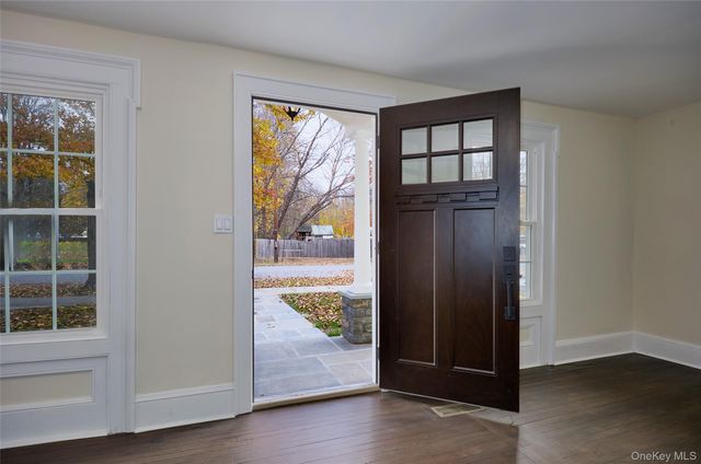 30 Myrtle Avenue, Pine Plains, NY 12567