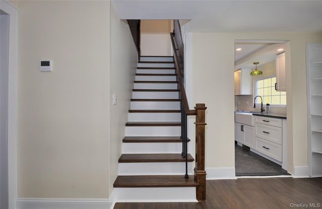 30 Myrtle Avenue, Pine Plains, NY 12567