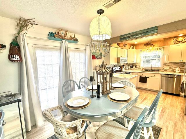 400A 16th Ave. S, North Myrtle Beach, SC 29582