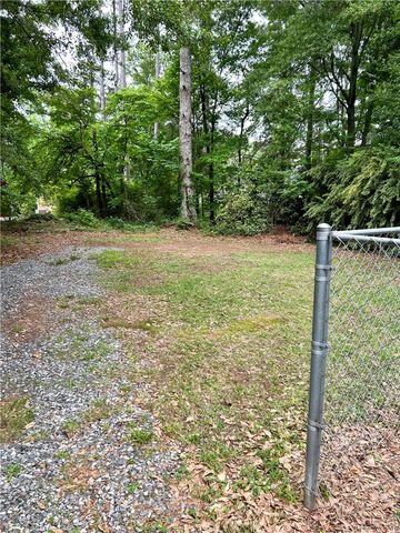 305 Mayfield Drive, Anderson, SC 29625