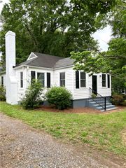305 Mayfield Drive, Anderson, SC 29625