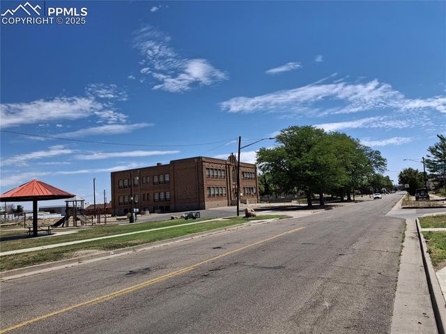118 E Mesa Avenue, Pueblo, CO 81006