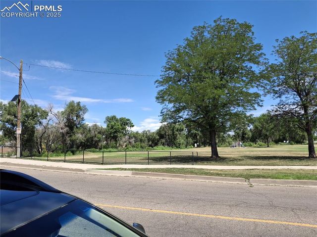 118 E Mesa Avenue, Pueblo, CO 81006