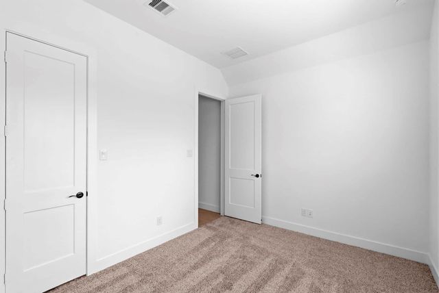 601 Green Ash Way, Waller, TX 77447