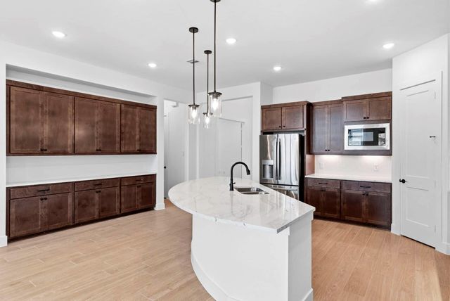 601 Green Ash Way, Waller, TX 77447