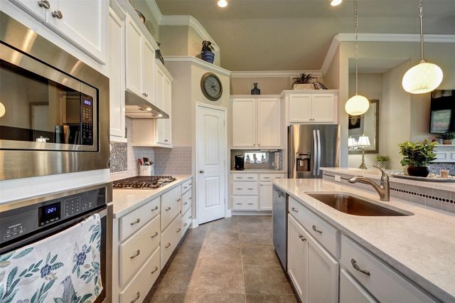 15106 Huckleberry Harvest Trail, Cypress, TX 77429