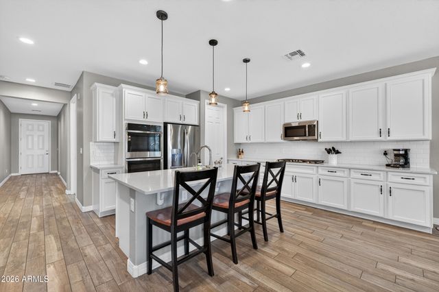 450 E ZION Place, Chandler, AZ 85249