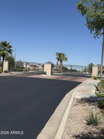 450 E ZION Place, Chandler, AZ 85249