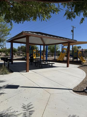 450 E ZION Place, Chandler, AZ 85249