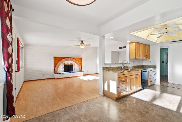 6731 N Sesame Lane, Tucson, AZ 85704