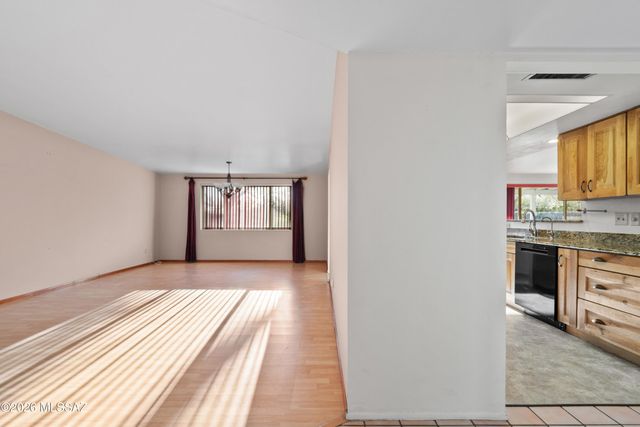 6731 N Sesame Lane, Tucson, AZ 85704