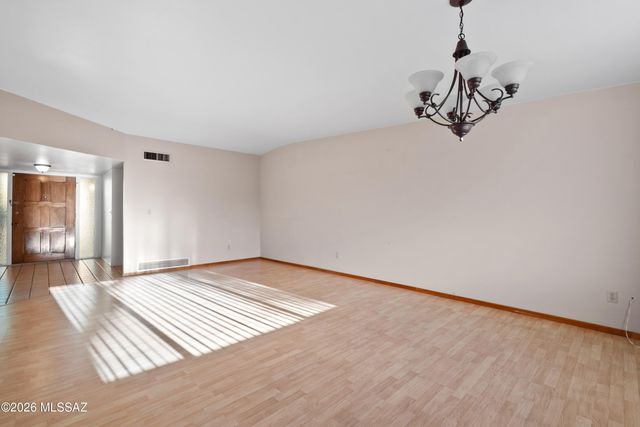 6731 N Sesame Lane, Tucson, AZ 85704