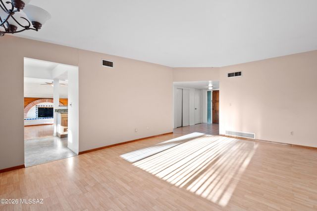 6731 N Sesame Lane, Tucson, AZ 85704