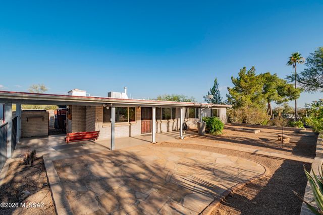 6731 N Sesame Lane, Tucson, AZ 85704