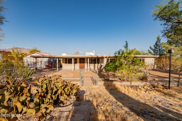 6731 N Sesame Lane, Tucson, AZ 85704
