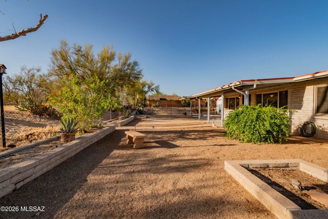 6731 N Sesame Lane, Tucson, AZ 85704