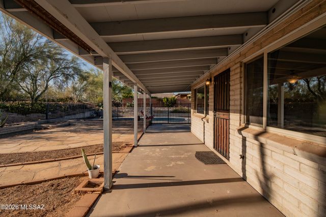 6731 N Sesame Lane, Tucson, AZ 85704