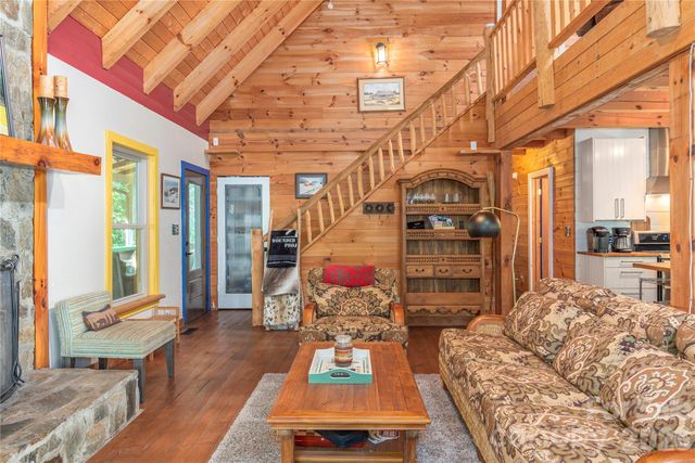 40 Shook Cove Road, Leicester, NC 28748