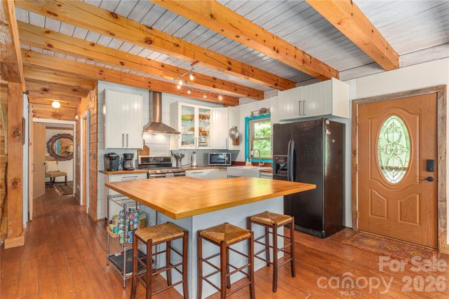 40 Shook Cove Road, Leicester, NC 28748