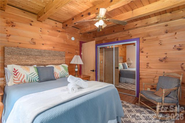 40 Shook Cove Road, Leicester, NC 28748