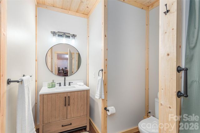 40 Shook Cove Road, Leicester, NC 28748