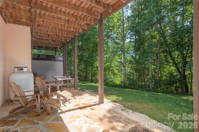 40 Shook Cove Road, Leicester, NC 28748