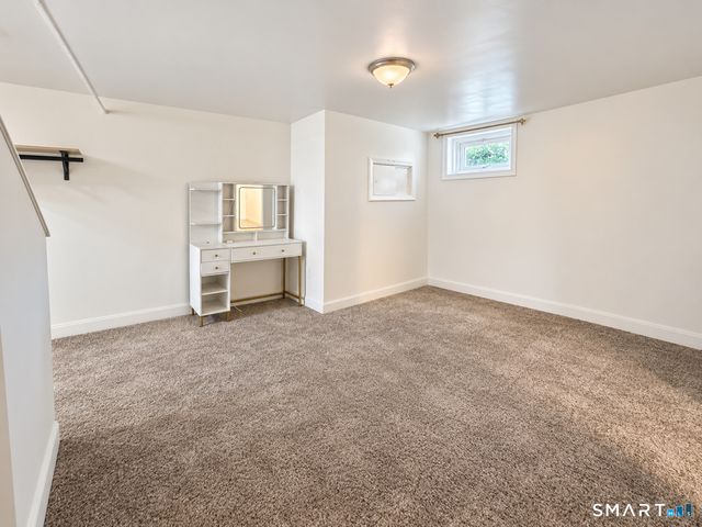 150 Thomaston Street, Hartford, CT 06112