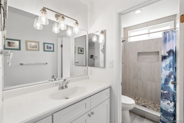 5016 Tiselle Way, San Diego, CA 92105