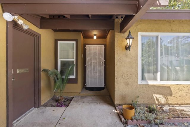 5016 Tiselle Way, San Diego, CA 92105