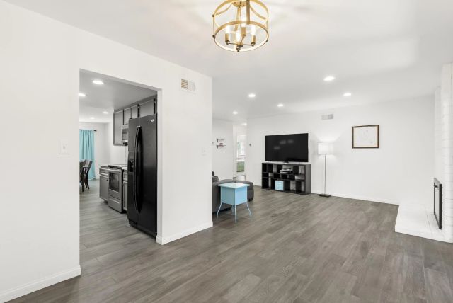 5016 Tiselle Way, San Diego, CA 92105