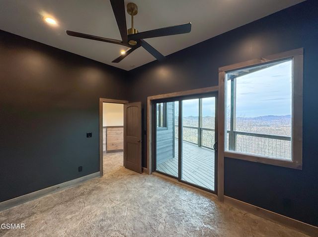 3201 Grouse Ridge Lane, Sevierville, TN 37862