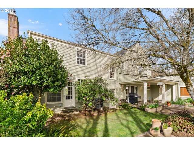 2600 Sw CRESTDALE Dr, Portland, OR 97225