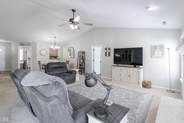 218 Lakemoore Street, Brownsburg, IN 46112