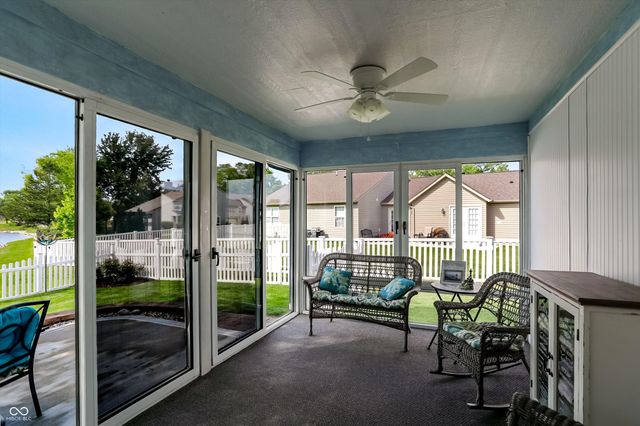 218 Lakemoore Street, Brownsburg, IN 46112