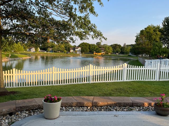 218 Lakemoore Street, Brownsburg, IN 46112