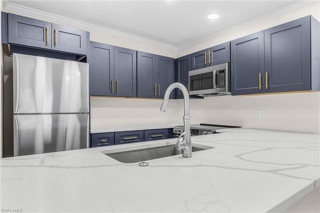629 Nerita ST A, Sanibel, FL 33957