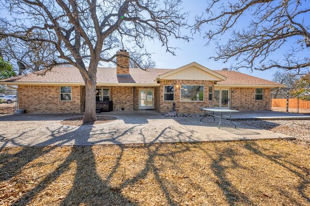 115 Windwood Rd, Kerrville, TX 78028