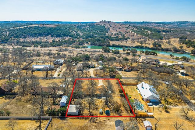 115 Windwood Rd, Kerrville, TX 78028