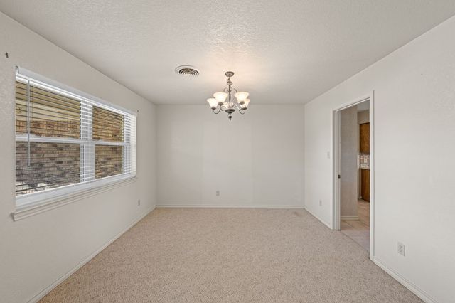 115 Windwood Rd, Kerrville, TX 78028